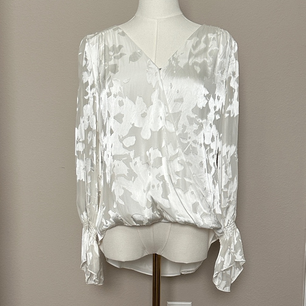 WHBM Silk-Blend Floral White Blouse ~ Size 2